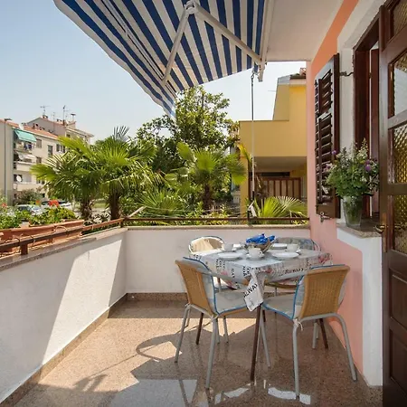 Nives Apartamento Poreč